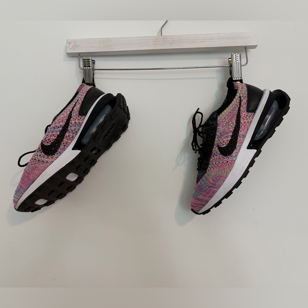 Nike Pink and Black Women's Sneakers